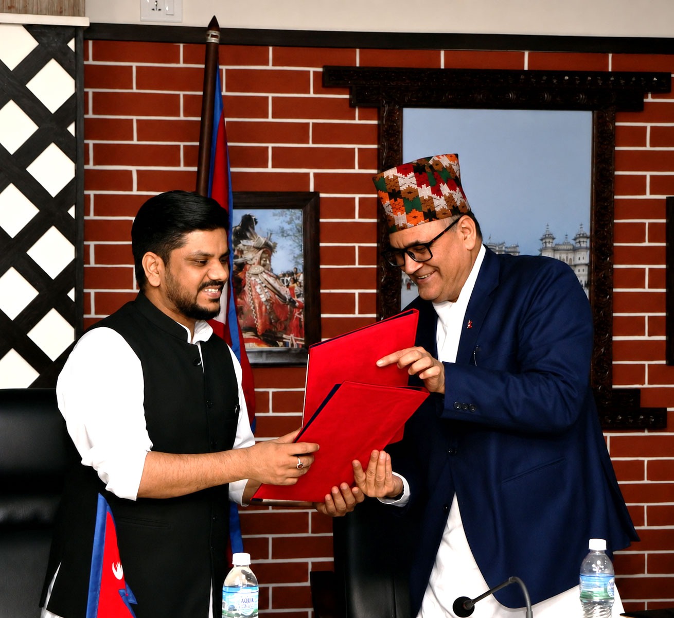 युवा, श्रम तथा रोजगार मन्त्री माननीय रामजी यादवज्यूको अध्यक्षतामा मिति २०८३।५।१८ गते चालु आ.व ०८३/८४ को कार्यसम्पादन सम्झौता कार्यक्रम सम्पन्न भएको छ।