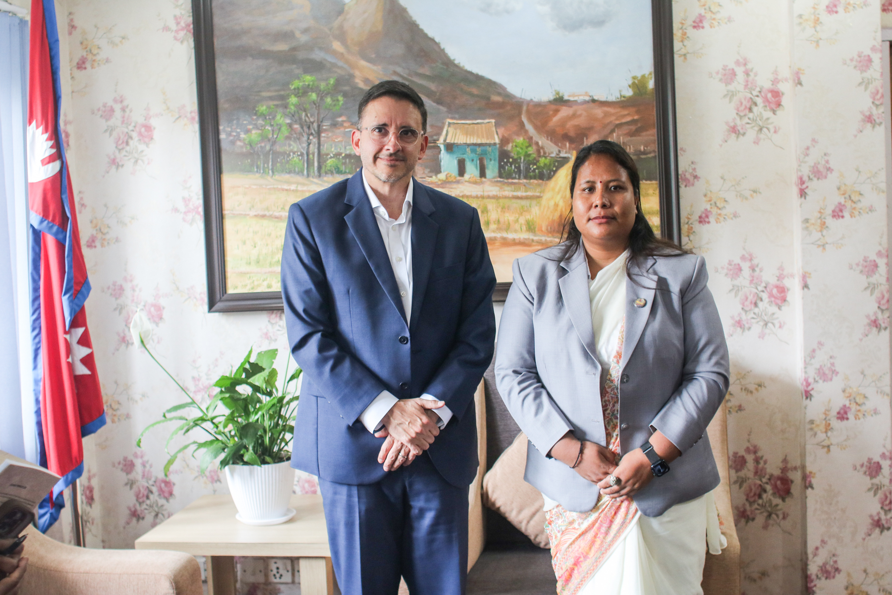 World Bank  Country Director for Nepal David Sislen pays courtesy call on Hon'ble Minister for Agriculture, Forest and Environment  Gita Chaudhary at the Ministry.   माननीय  कृषि,वन तथा पर्यावरण मन्त्री गीता चौधरीज्यू  संग नेपालका लागि विश्व बैंकका कन्ट्री डाइरेक्टर डेभिड सिस्लेनले  मन्त्रालयमा गर्नुभएको शिष्टाचार भेटघाट।