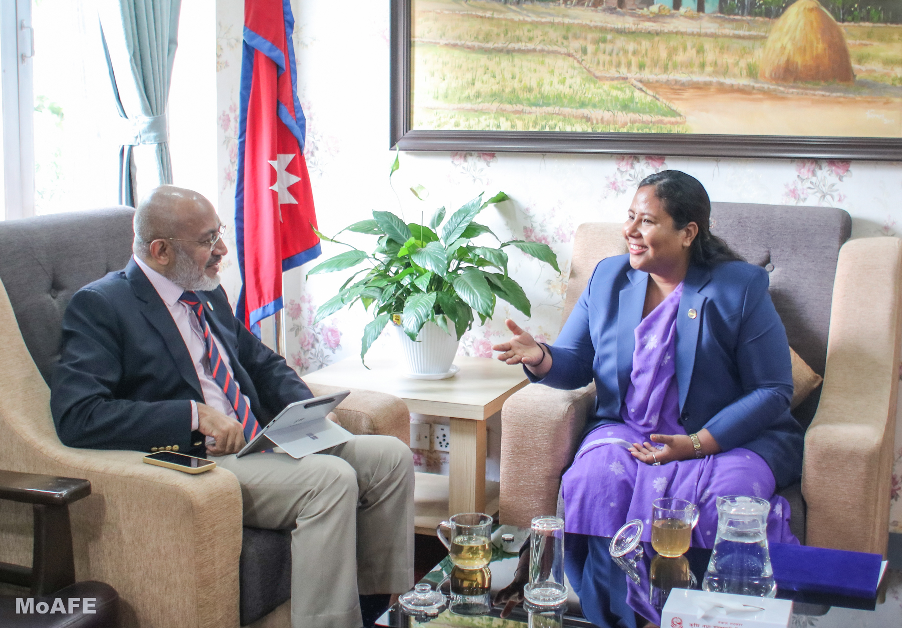 WFP Representative & Country Director Mr. Riaz Lodhi  pays courtesy call on Hon'ble Minister for Agriculture, Forest and Environment  Gita Chaudhary at the Ministry.   माननीय  कृषि,वन तथा पर्यावरण मन्त्री गीता चौधरीज्यूसंग संग नेपालका लागि विश्व खाद्य कार्यक्रम (WFP) का प्रतिनिधि तथा राष्ट्रिय निर्देशक श्री रियाज लोधीले मन्त्रालयमा गर्नुभएको शिष्टाचार भेटघाट।