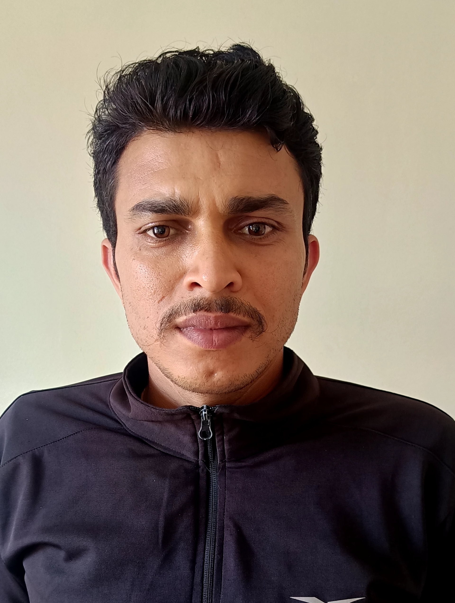 शिव ढकाल