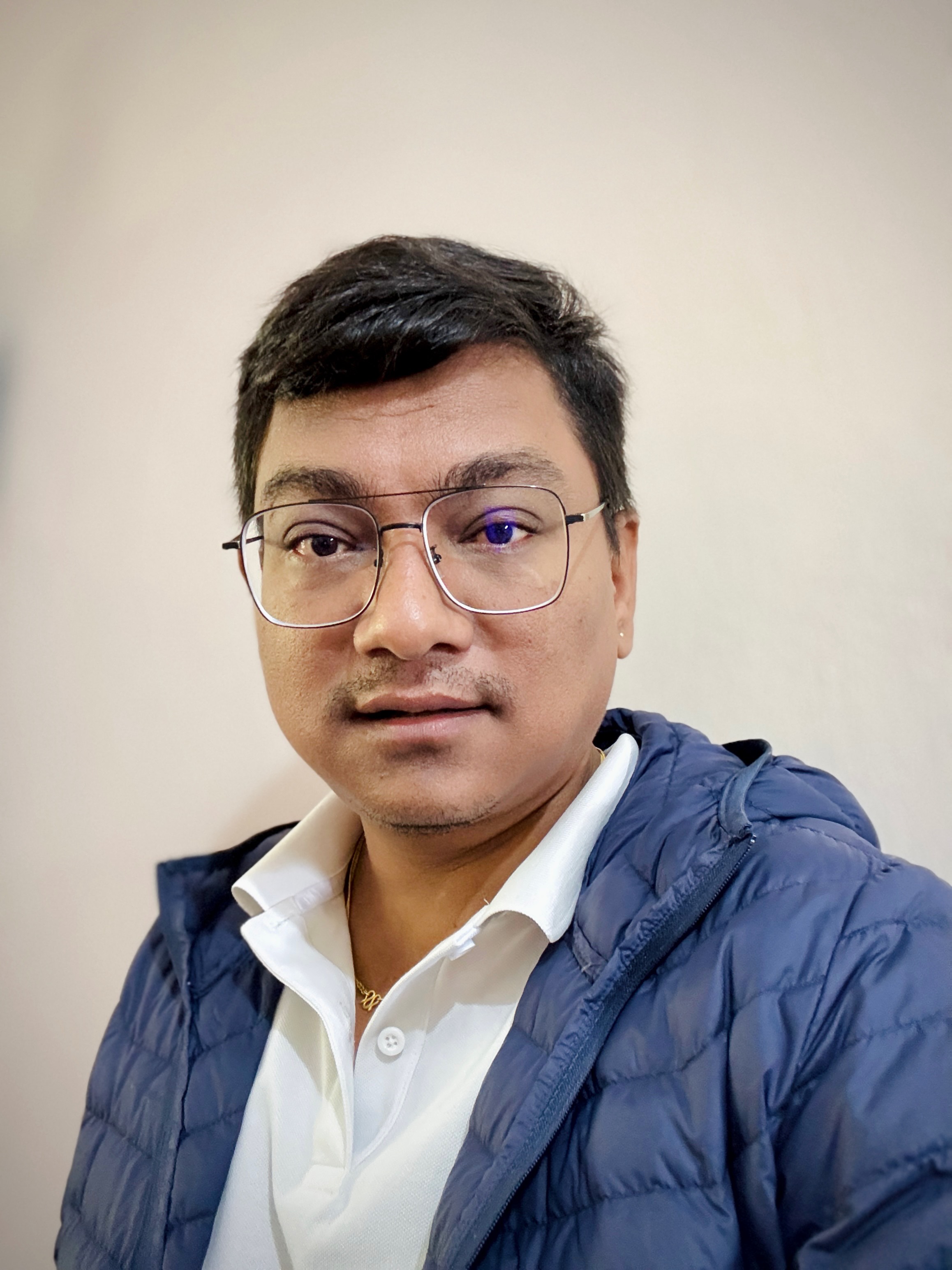 प्रदिप श्रेष्ठ