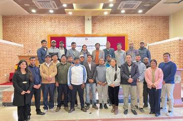 समाचार चित्र ५ दिने 