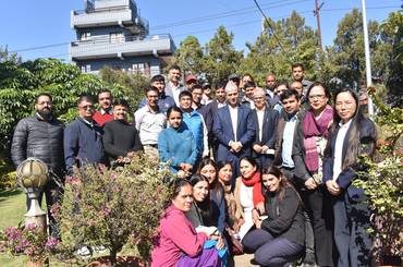 यस समितिबाट सरुवा भै शहरी विकास तथा भवन निर्माण विभागमा जानु भएका आयोजना निर्देशक/ आयोजना प्रमुख श्री प्रकाश अर्यालज्यूको विदाई - img