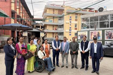 बागमती प्रदेश सभा : शिक्षा, स्वास्थ्य तथा कृषि समिति भक्तपुर अस्पतालको अनुगमन - img
