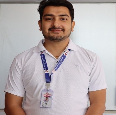 विकास गौतम