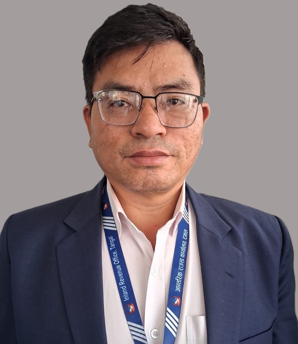 डम्बर बहादुर गुरुङ