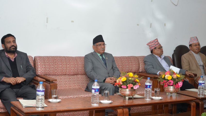 विकासका लागि बिदामा पूनर्विचार आवश्यक, ‘प्रधानमन्त्री’