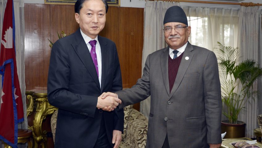 प्रधानमन्त्री र जापानका पूर्व प्रधानमन्त्रीबीच भेट