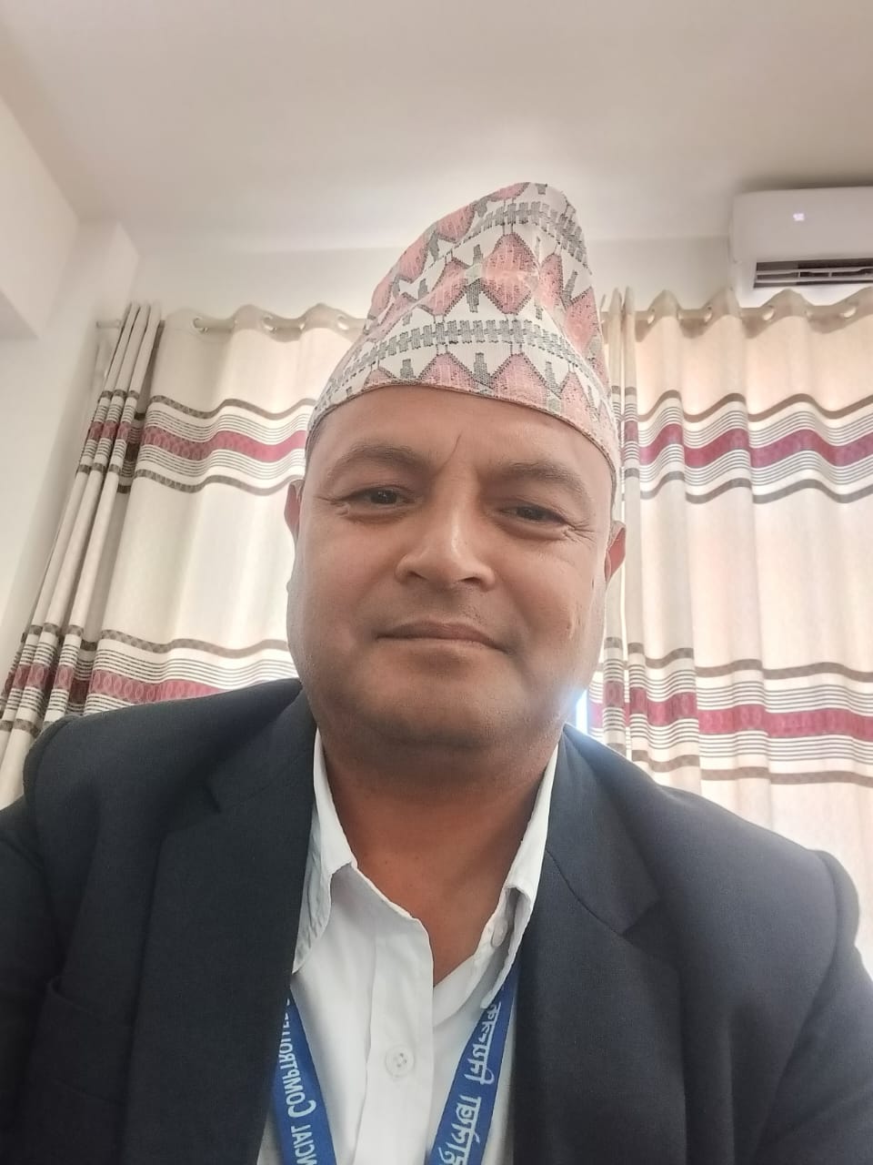 चिरञ्जीवी अधिकारी