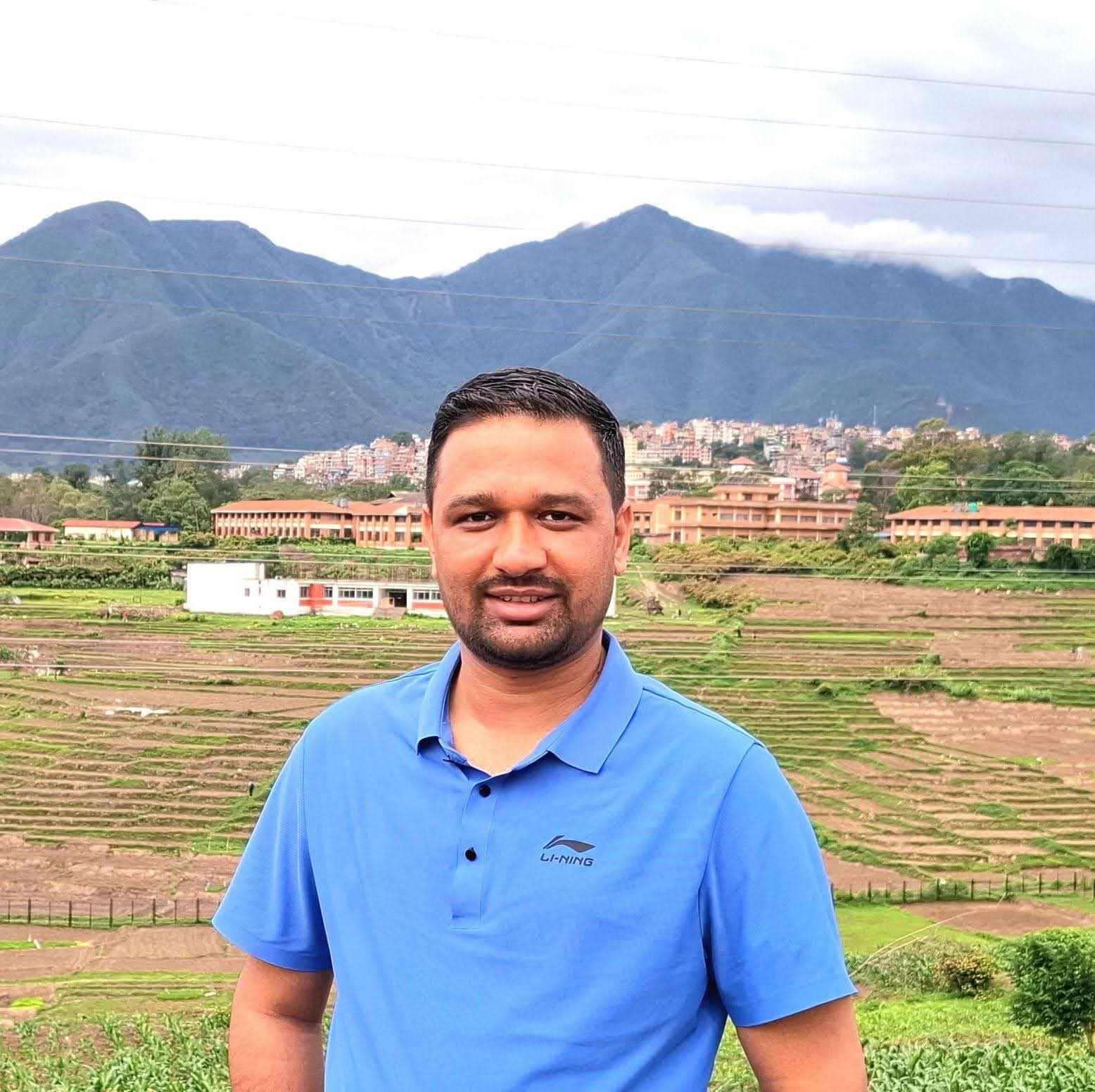 राम प्रसाद अधिकारी