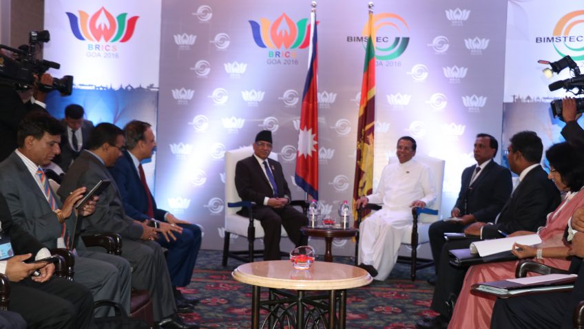 प्रधानमन्त्री र श्रीलङ्काली राष्ट्रपति सिरसेनाबीच भेटबार्ता