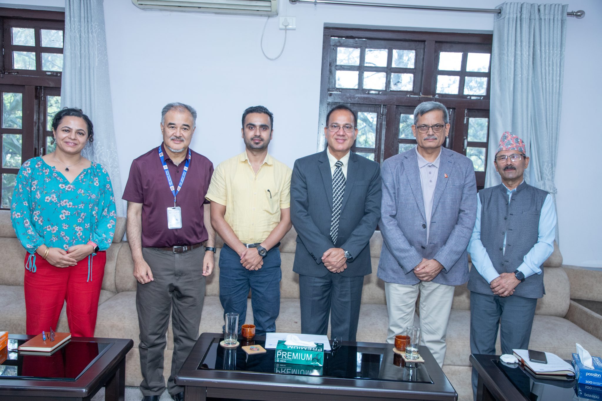 चौथो पूर्वाधार सम्मेलनको तयारीको सन्दर्भमा आयोजक नेपाल उद्योग परिसंघका पदाधिकारीहरूको नीति अनुसन्धान प्रतिष्ठानका कार्यकारी अध्यक्ष र अनुसन्धानकर्ताहरूसँग भेट र छलफल ।