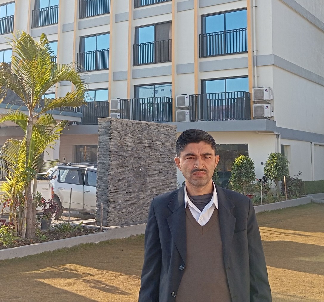 खिलनाथ निरौला