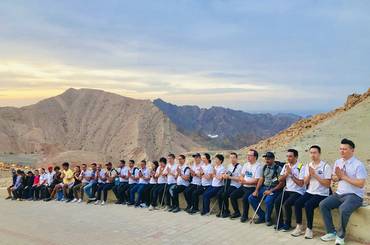 समाचार चित्र Diplomatic Hiking on the First International Wellness Day- …