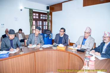 “विदेशमा रहेका तथा नेपालमै निर्वाचन क्षेत्र बाहिर रहेका नेपाली नागरिकहरूलाई मतदानमा सहभागी गराउने उपायहरू” विषयक सार्वजनिक नीति संवाद सम्पन्न - img