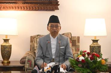 सम्माननीय राष्ट्रपति श्री रामचन्द्र पौडेलज्यू दोहामा आयोजित दोस्रो विश्व सामाजिक विकास शिखर सम्मेलनमा सहभागी भई स्वदेश फर्कनुहुँदा जारी गरिएको प्रेस नोट - img