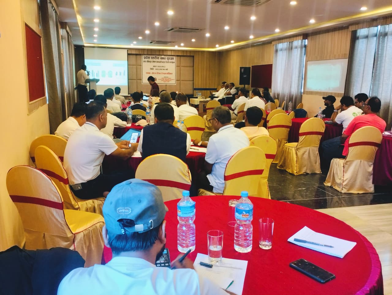 प्रदेश स्तरीय खाद्द सुरक्षा तथा एकीकृत पोषण सम्बन्धि वहस पैरवी कार्यक्रमको अध्यक्षता निर्देशक सरोज चन्द्र न्यौपाने   प्रमुख अतिथि स्वास्थ्य तथा जनसंख्या मंत्री मा.जंगी लाल राय र विशिष्ट अतिथि मन्त्रालयका सचिव डा. प्रमोद यादव द्वारा  उद्घाटन सत्र  सम्पन