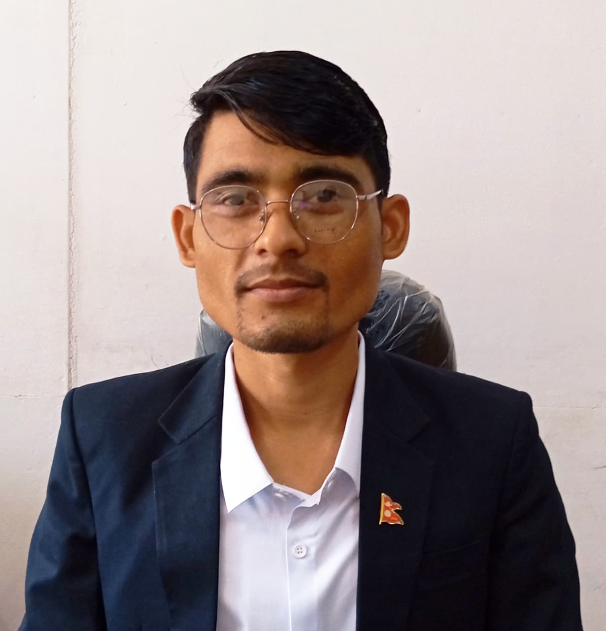 दिनेश महरा