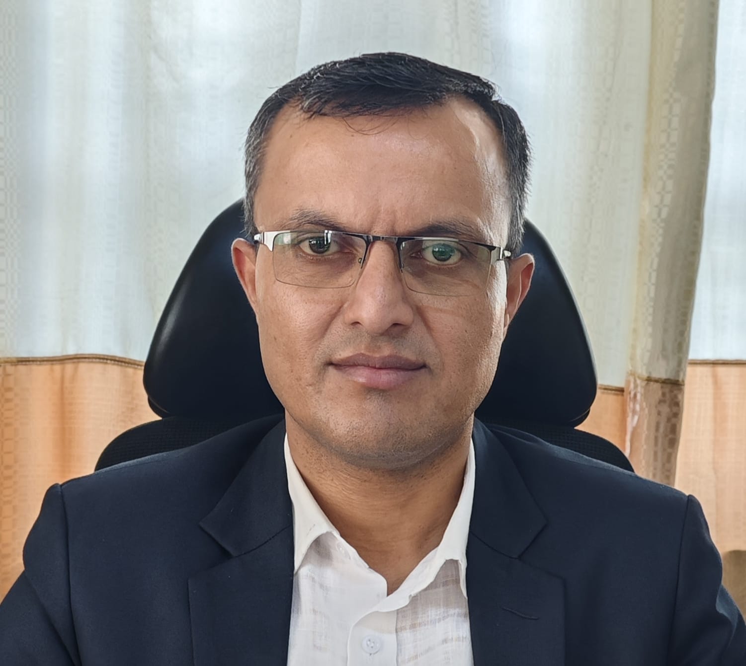 रविन कोइराला