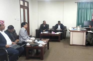 समाचार चित्र नव-नियुक्त माननीय मन्त्रीज्यूसँग विभागीय कार्ययोजना प्रस्तुतिकरण त…