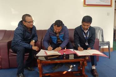 यस विभाग र न्याय सेवा तालिम केन्द्र विच सेवा अन्तरआबद्दता गर्ने सम्बन्धमा समझदारी पत्रमा हस्ताक्षर भएको छ। मिति: २०८२/०८/०८ गते - img