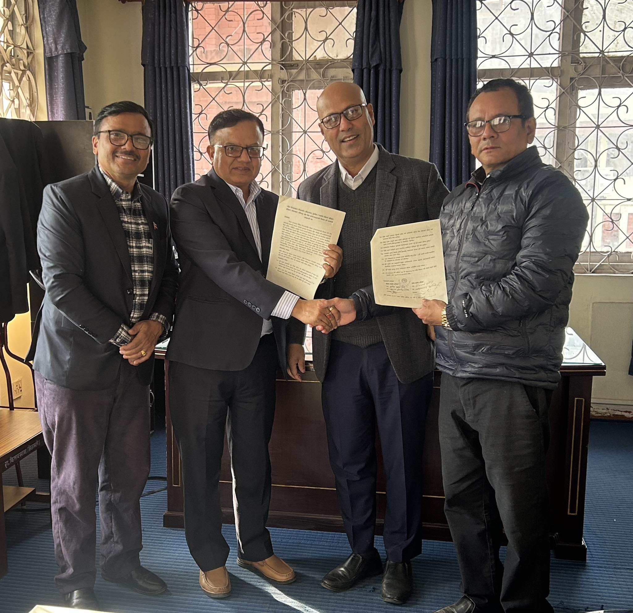 यस विभाग र स्थानीय विकास प्रशिक्षण प्रतिष्ठान विच सेवा अन्तरआबद्दता गर्ने सम्बन्धमा समझदारी पत्रमा हस्ताक्षर भएको छ। मिति: २०८२/०८/२१ गते