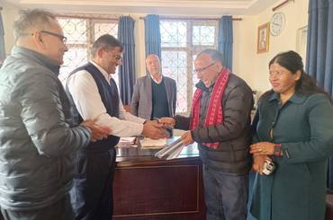 यस विभागमा लामो समय देखि कार्यरत शा. अ. श्री नारायण प्रसाद पोखरेल ज्यूको फेरी भेटौला कार्यक्रमका केहि झलकहरु। मिति: २०८२/०९/०१ गते - img