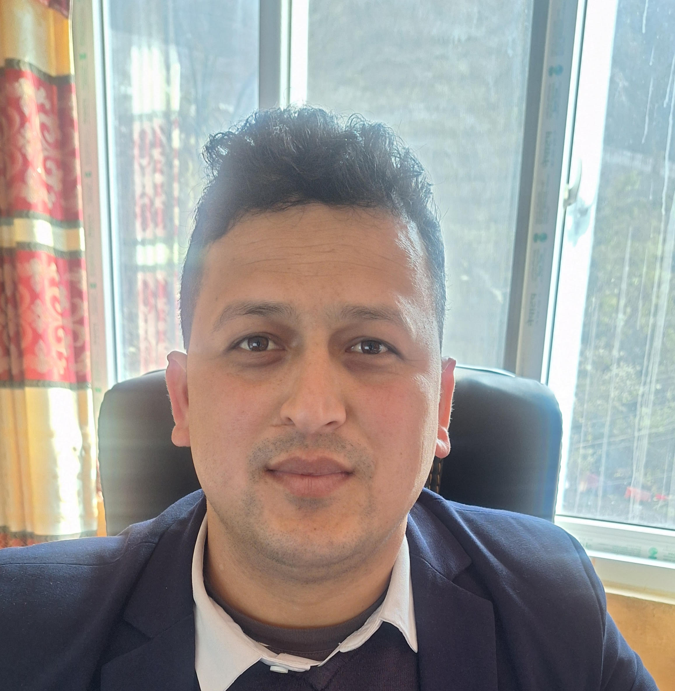 टेकराज थापा