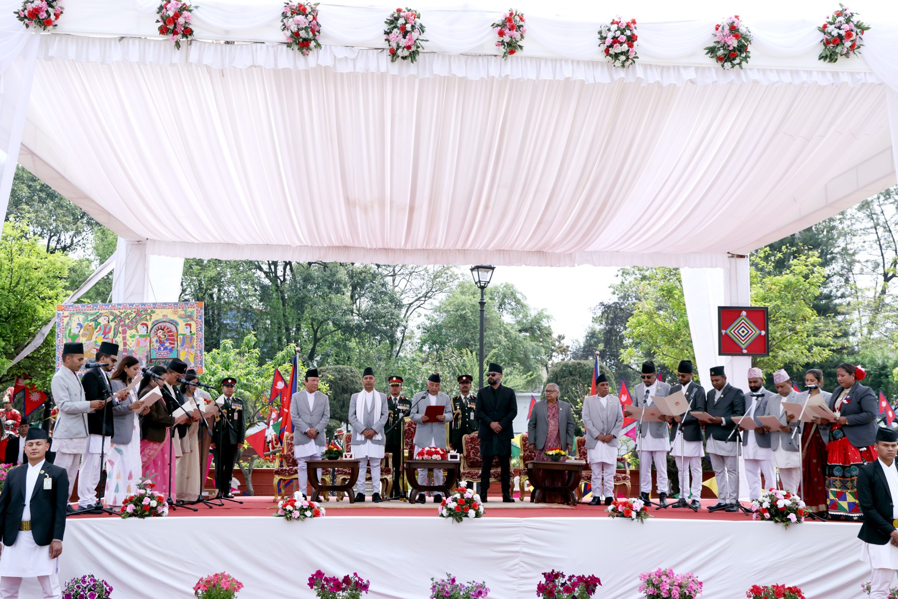 माननीय मन्त्रीज्यूहरुको सपथ ग्रहण