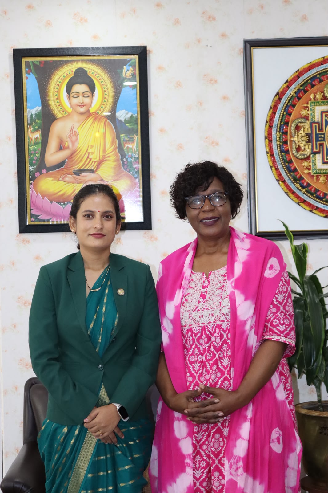 महिला, बालबालिका, लैङ्गिक तथा यौनिक अल्पसंख्यक तथा सामाजिक सुरक्षा मन्त्री माननीय सिता बादीज्यू र UNICEF नेपालकी प्रतिनिधि श्री एलिस अकुङ्गा(Alice Akunga) बीच आज मन्त्रालयमा  शिष्टाचार भेटवार्ता सम्पन्न भयो। भेटको क्रममा महिला, बालबालिका, सामाजिक सुरक्षा तथा बालविवाह अन्त्यका क्षेत्रमा सहकार्य थप सुदृढ बनाउने विषयमा छलफल भयो।