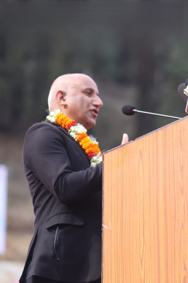 कोशी प्रदेश शुभारम्भ समारोहलाई सम्बोधन गर्दै नेपाल पर्यटन बोर्ड का CEO  श्री दीपक जोशीज्यू