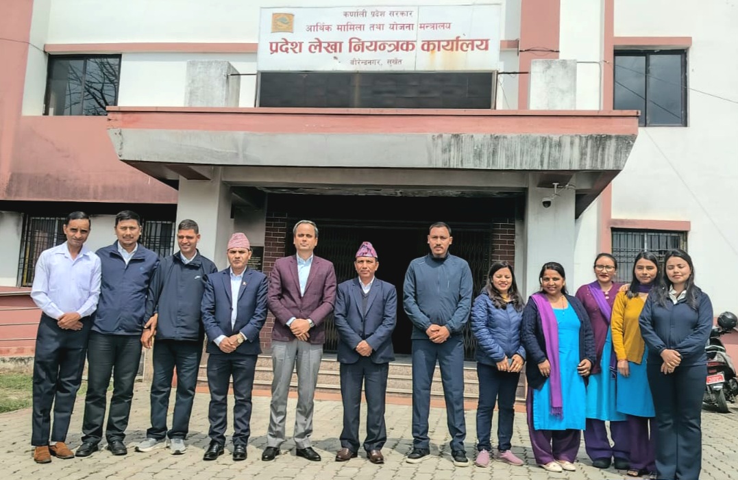 आर्थिक मामिला तथा योजना मन्त्रालय, कर्णाली प्रदेश, सुर्खेतका श्रीमान् सचिव श्री लीला प्रसाद शर्मा ज्यू बाट प्रदेश लेखा नियन्त्रक कार्यालयको अनुगमन तथा निरिक्षण