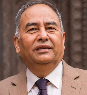 माननीय डा. दिनेशचन्द्र देवकोटा