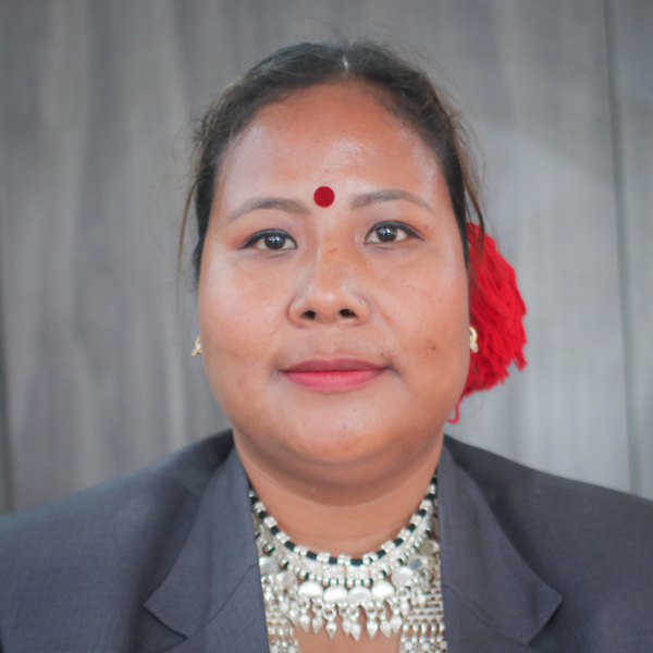 मा.गिता चौधरी